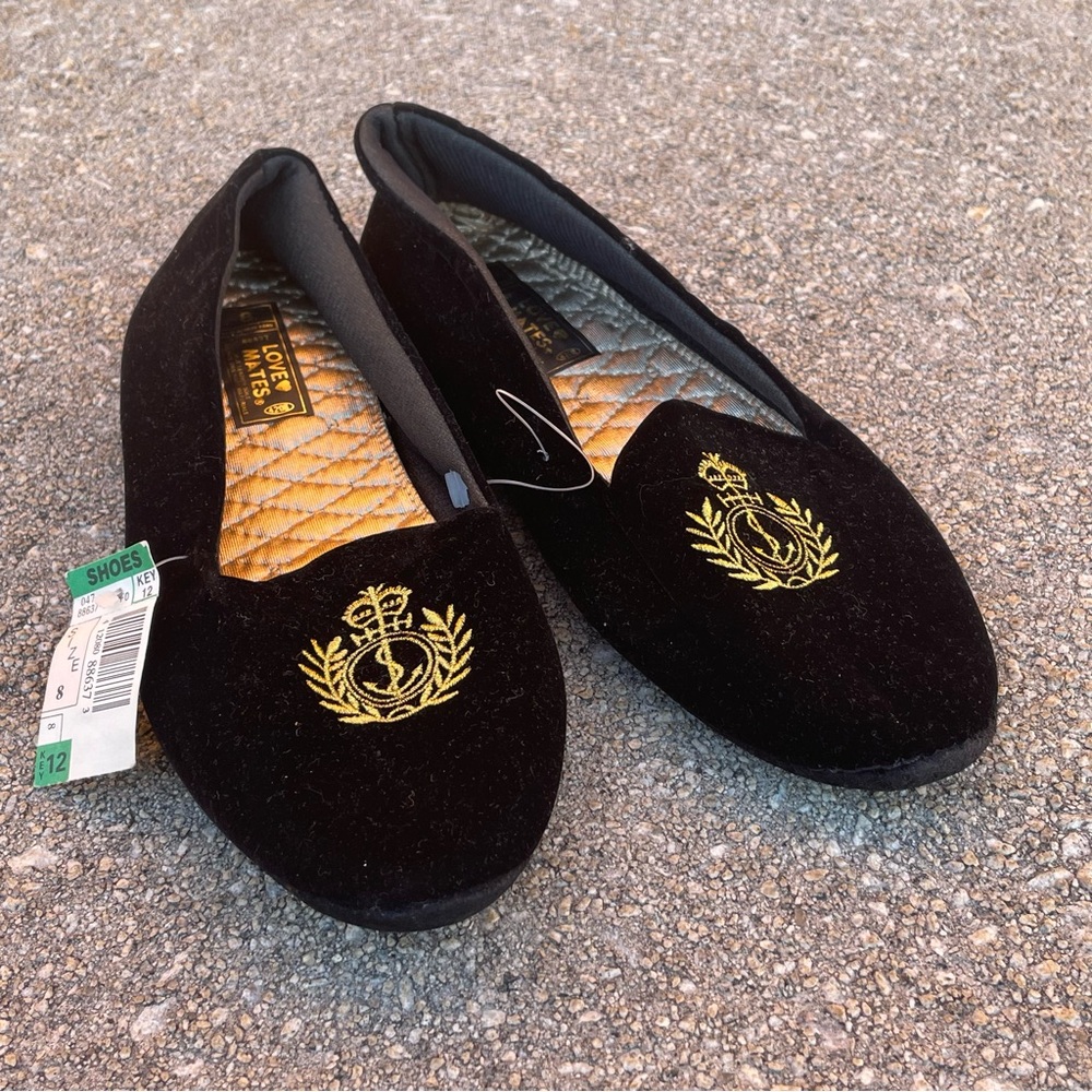 NWT Vintage Love Mates Black Velvety Embroidered Slippers Sz 8